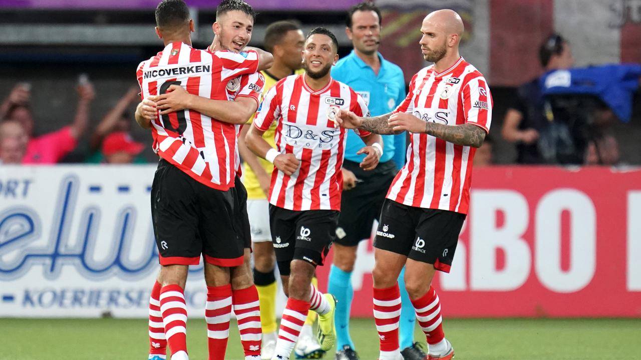 利用中场休 利用中场休