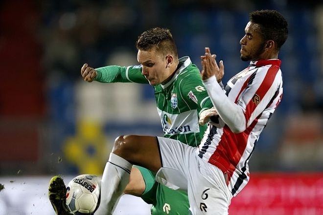 殷若宁面对 殷若宁面对